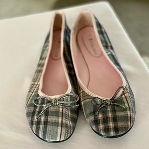 No Boundaries women’s size 8 Ballet Flats